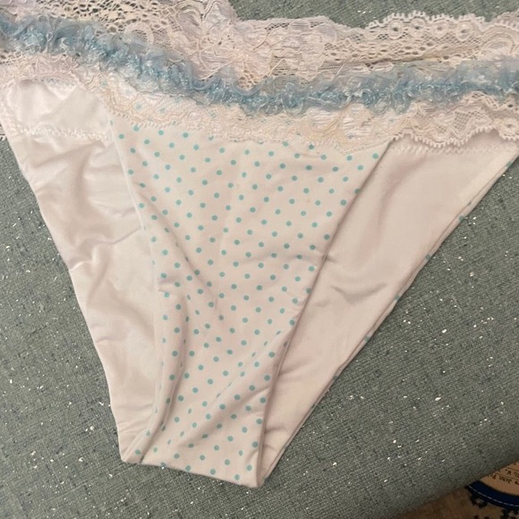 Beach Bunny Bride Bikini Bottom - Picture 7 of 8